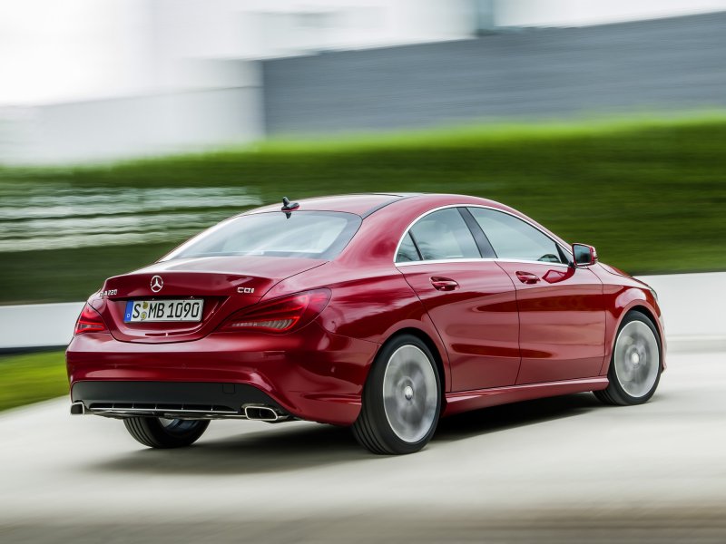 Mercedes Benz CLA 220