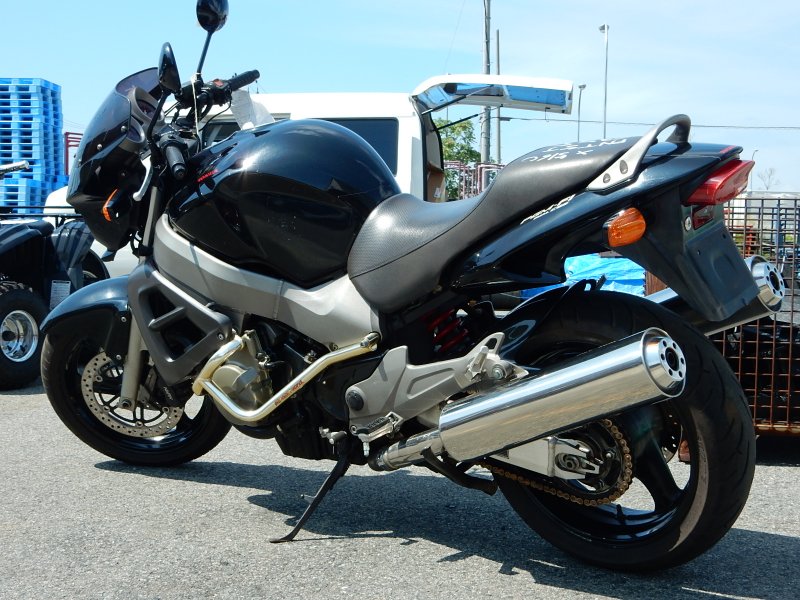 Honda x 11 1100