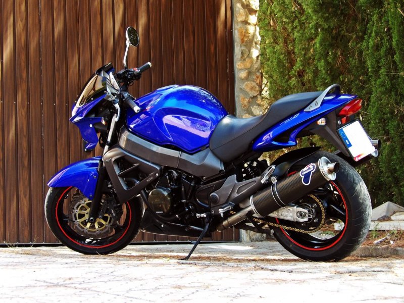 Мотоцикл Honda x11