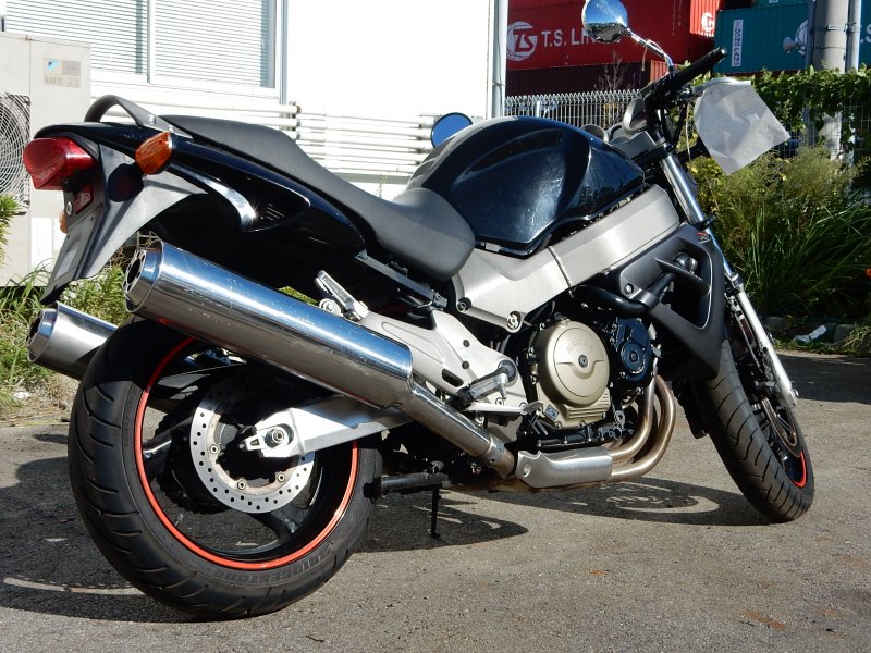 Мотоцикл Honda x11