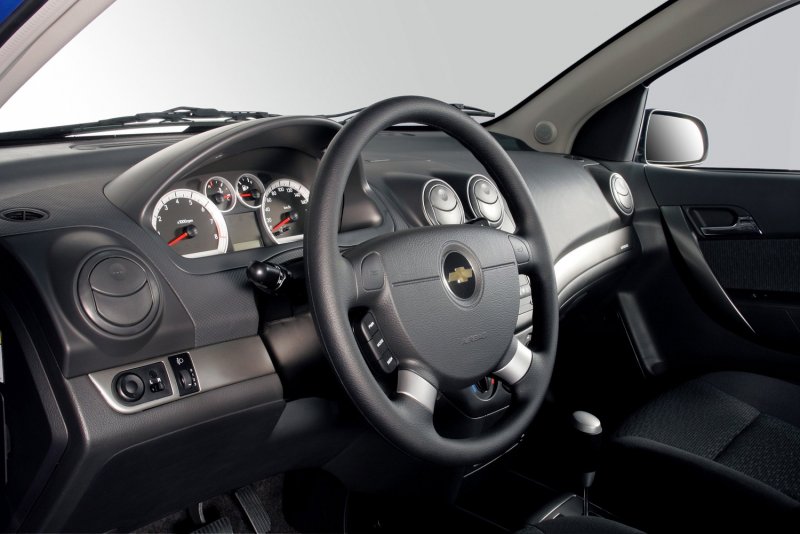 Chevrolet Aveo t250 салон