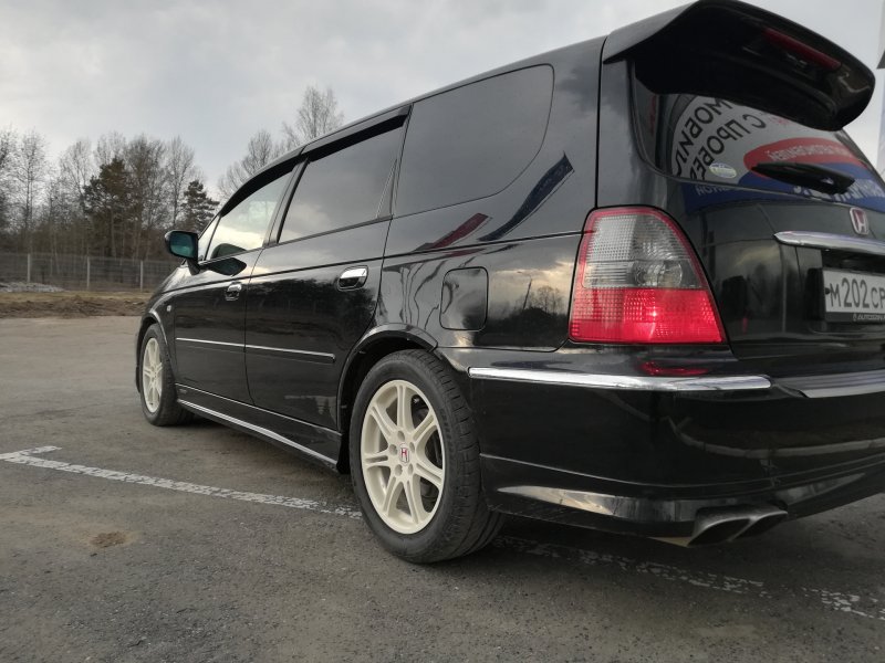 Honda Odyssey ra6 2001