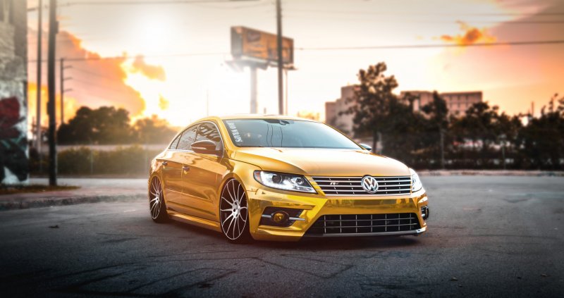 Volkswagen Passat cc золотой