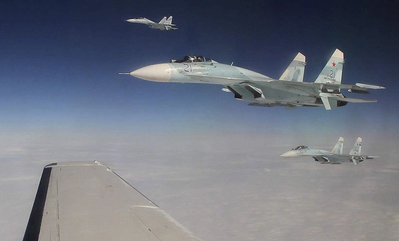 Су-27 перехват