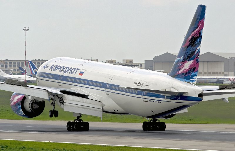 Боинг 777-300 салон