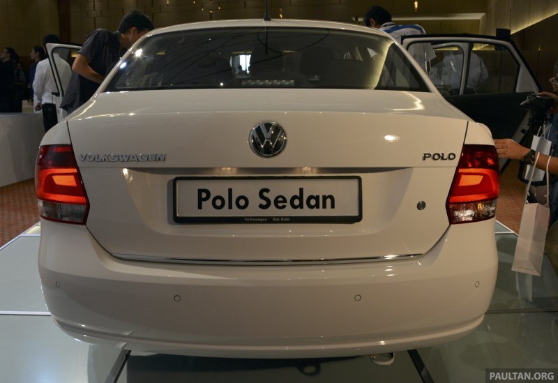 VW Polo sedan 2016 зад