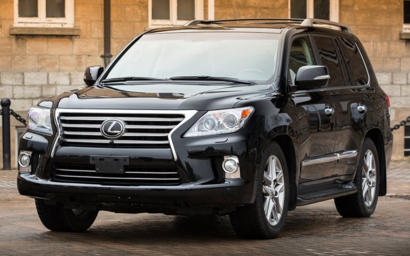 LX 570 2015