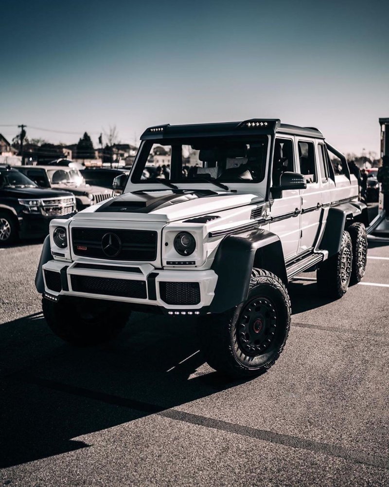 Гелендваген 6x6 Brabus