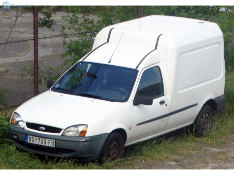 Ford Tourneo Courier 2022