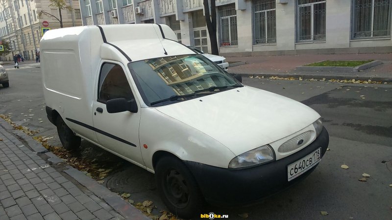 Ford Courier 1997