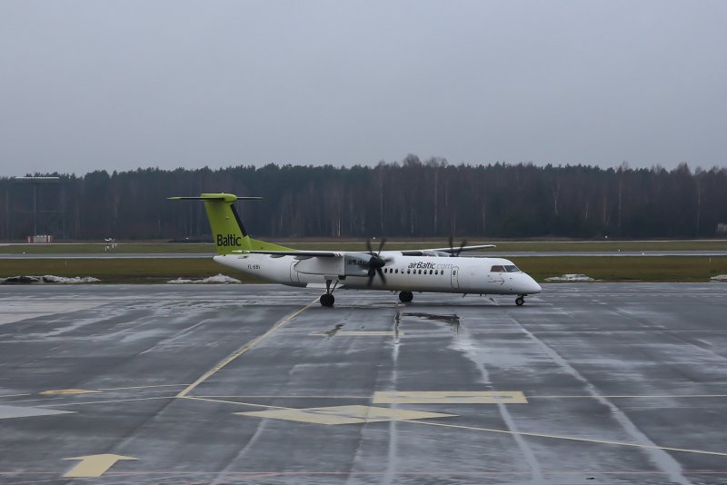 Bombardier q400 AIRBALTIC