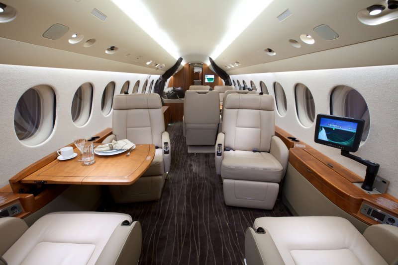 Falcon 7x Cockpit
