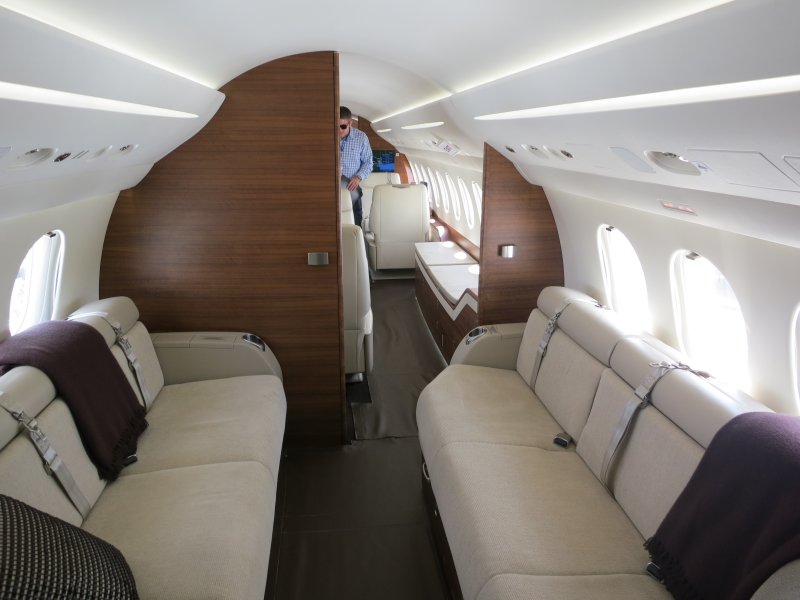Falcon 7x салон