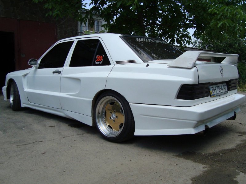Mercedes 190 Widebody