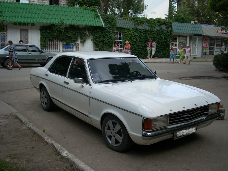 Старенький Ford