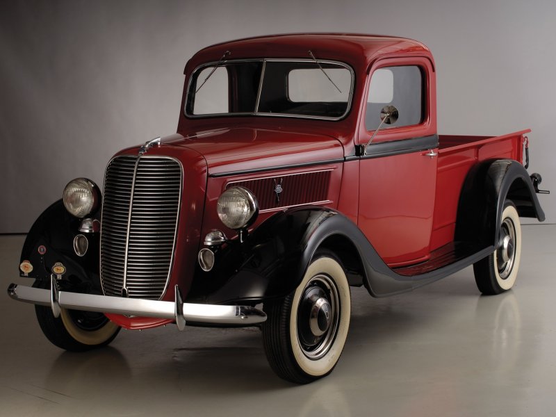 Ford v8 Deluxe