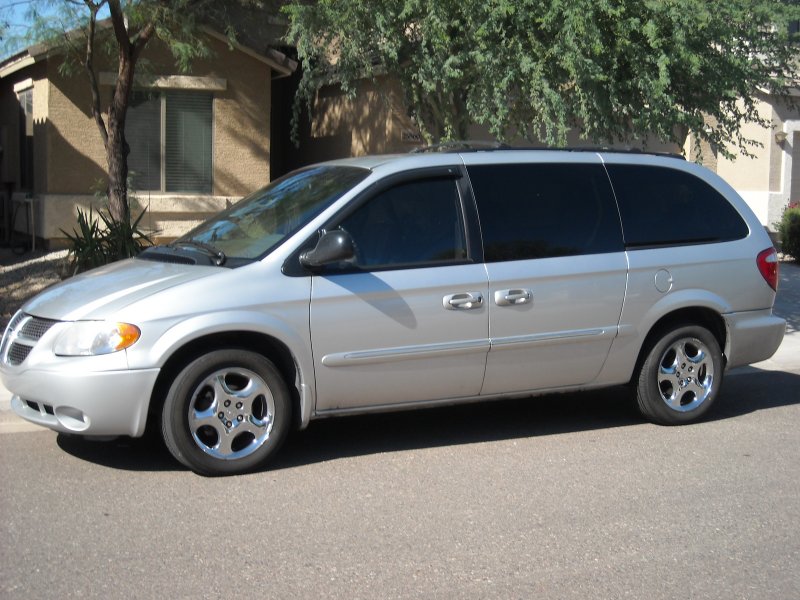 Додж Караван бордовый