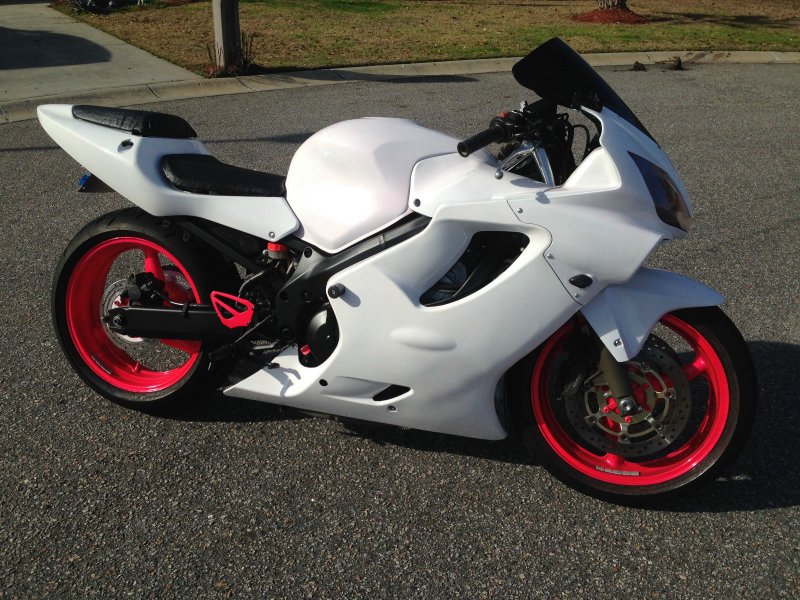 Honda CBR 600 f4i белый
