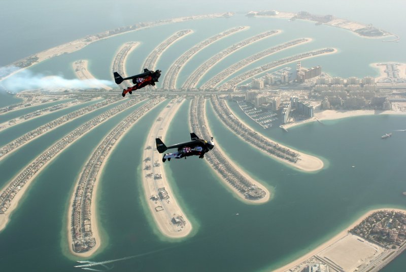 Jetman над Дубаем