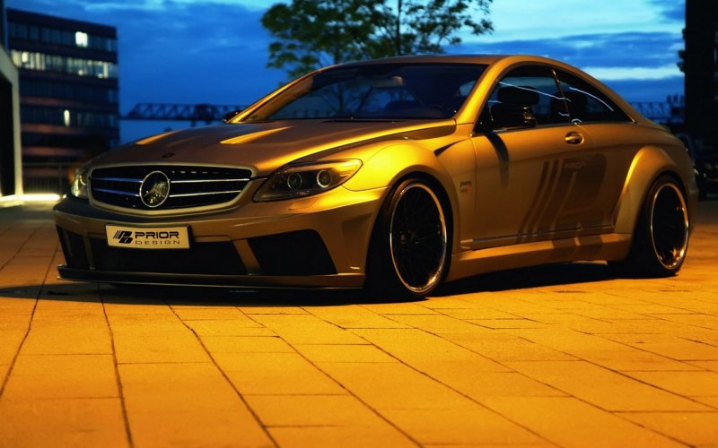 Mercedes Benz CL class желтый