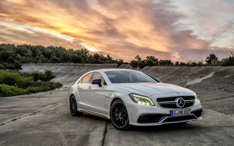 Мерседес Бенц CLS 63 AMG