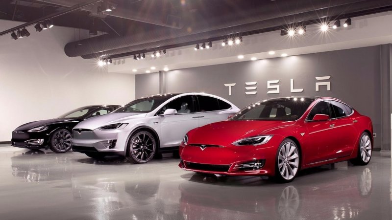 Tesla model s 2021