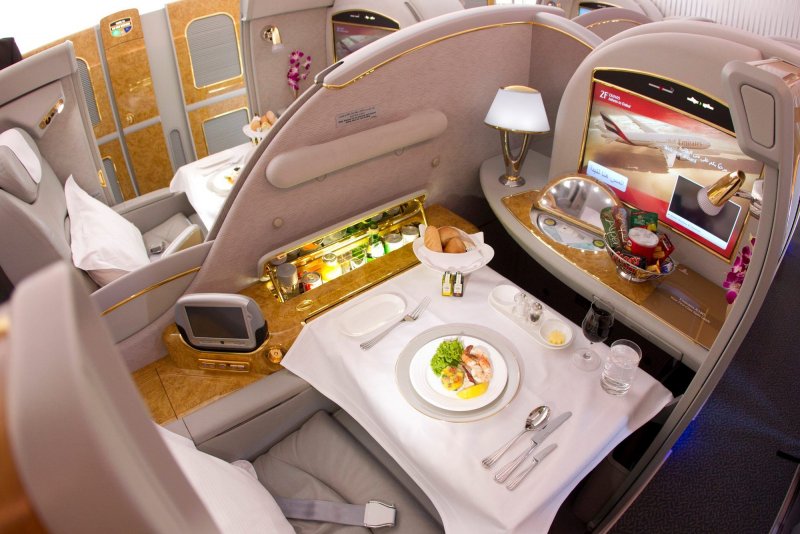 Emirates Airlines a380 бизнес класс