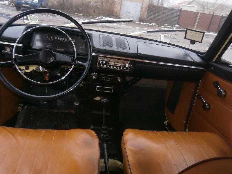 ИЖ-2125 компакт-кар салон