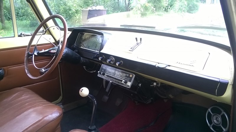 ИЖ 21251 салон