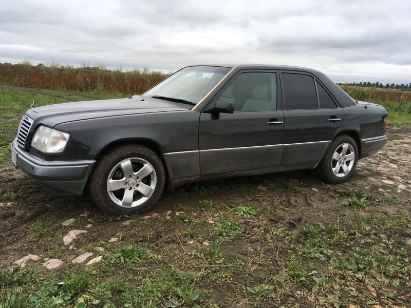 Мерс 124 Ешка 220