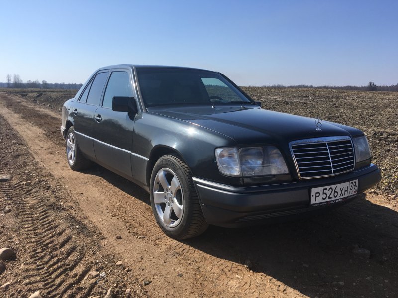 Mercedes w124 e220