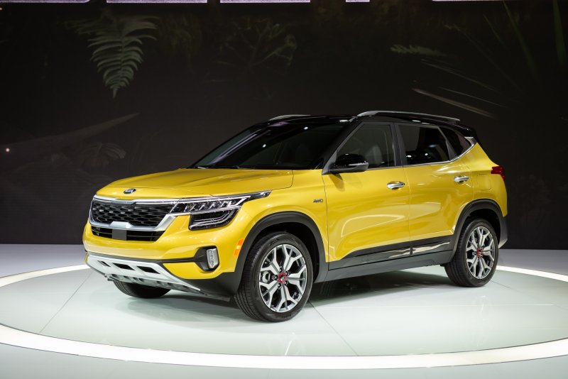 Kia кроссовер 2021