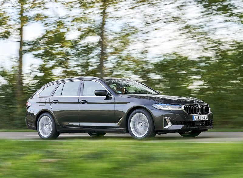 BMW 3 Series Touring g21