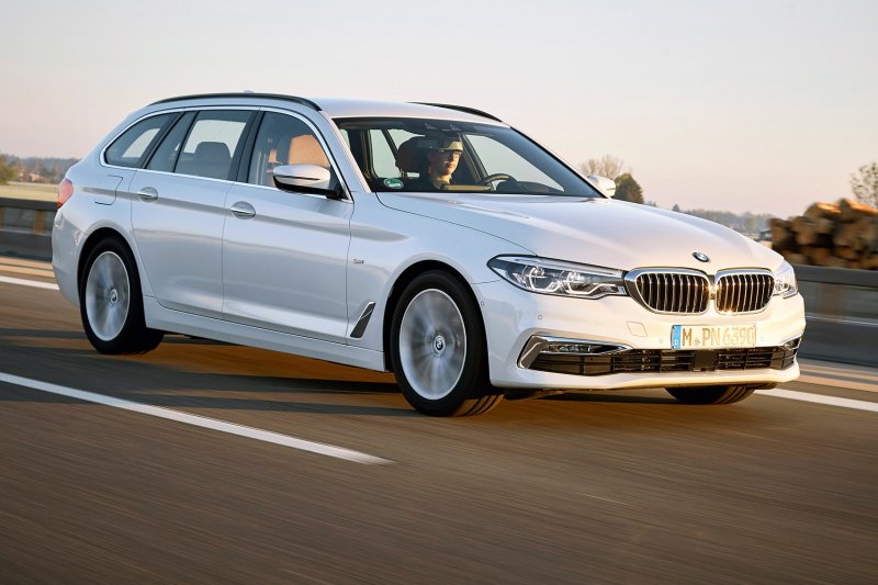 BMW 5 Series Touring 2018