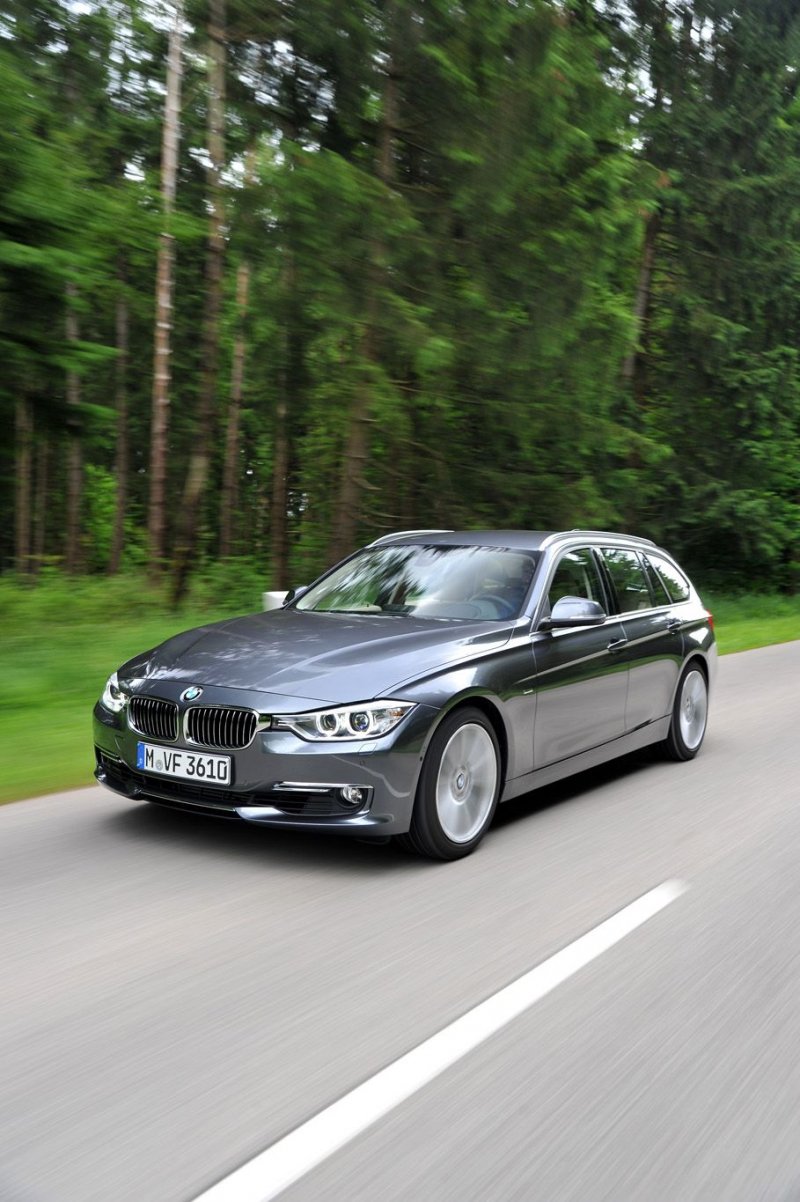 BMW Touring 2021