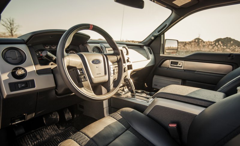 Ford f-150 Raptor салон оранж