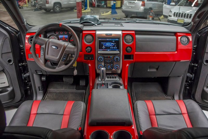 Ford f 150 Raptor 6x6 салон
