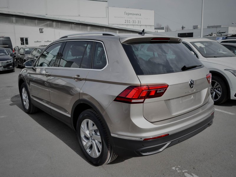 Volkswagen Tiguan status Plus 2021