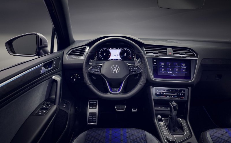 Volkswagen Tiguan 2021 r line