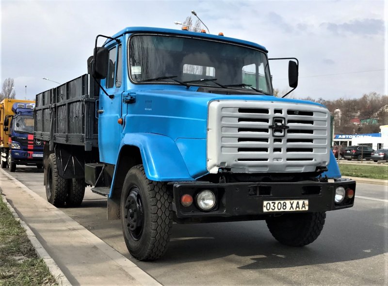 ЗИЛ 4331