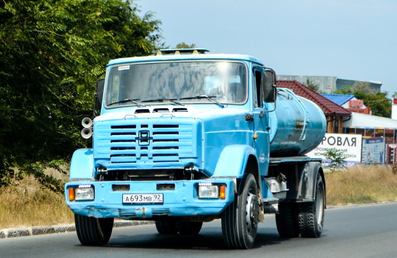 ЗИЛ 4331