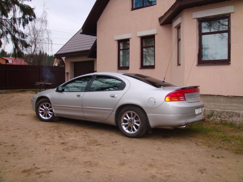 Dodge Intrepid 2.7 at, 2003