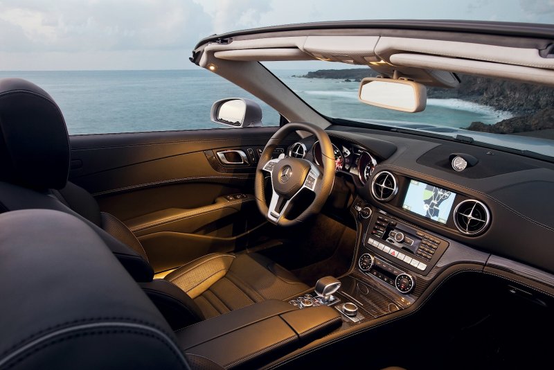 Мерседес SL 63 AMG салон