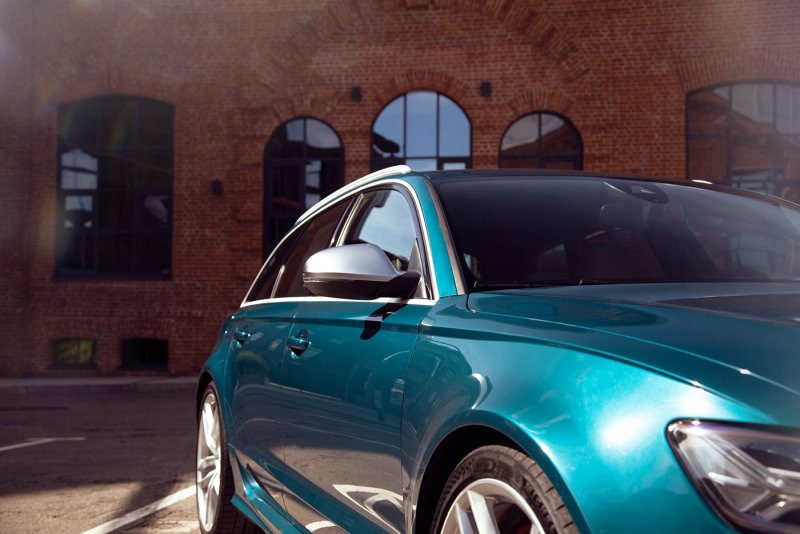 Audi Exclusive Turquoise Mica