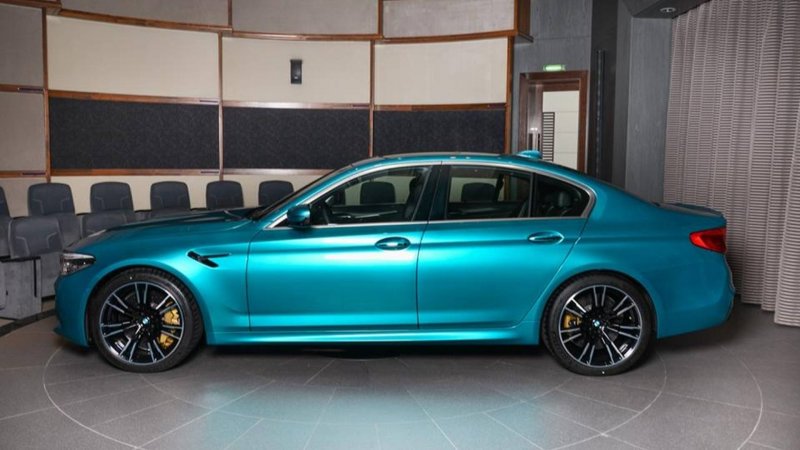 Audi rs5 бирюза