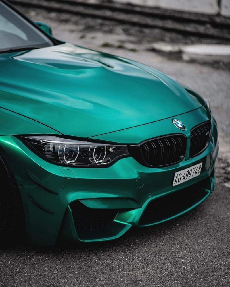 BMW m5 f90 бирюзовый