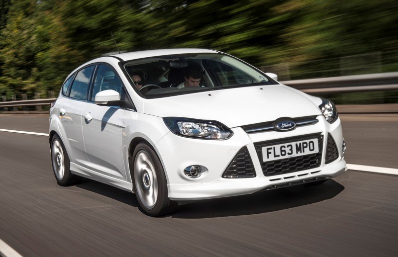 Ford Focus 3 седан белый 2012