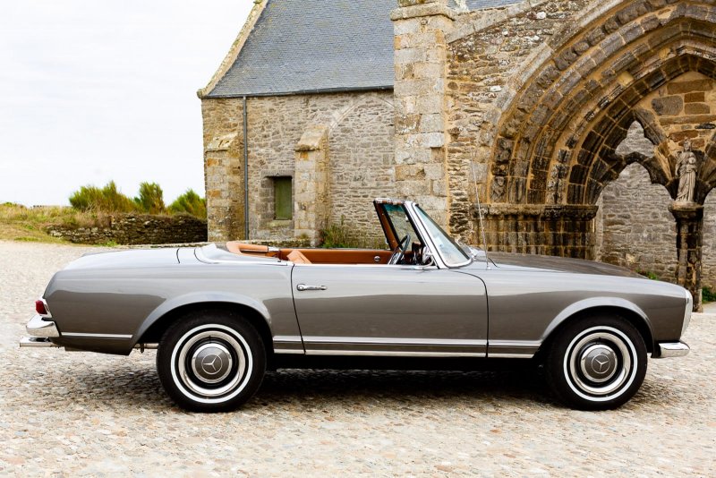 Мерседес Бенц 230 SL