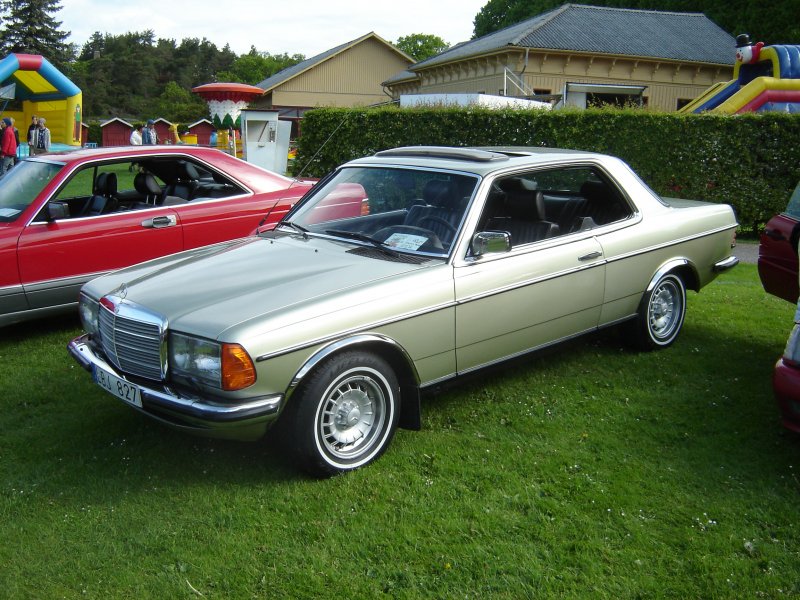 Mercedes Benz 230ce
