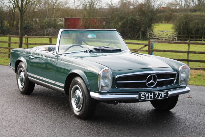 Mercedes-Benz 230 SL